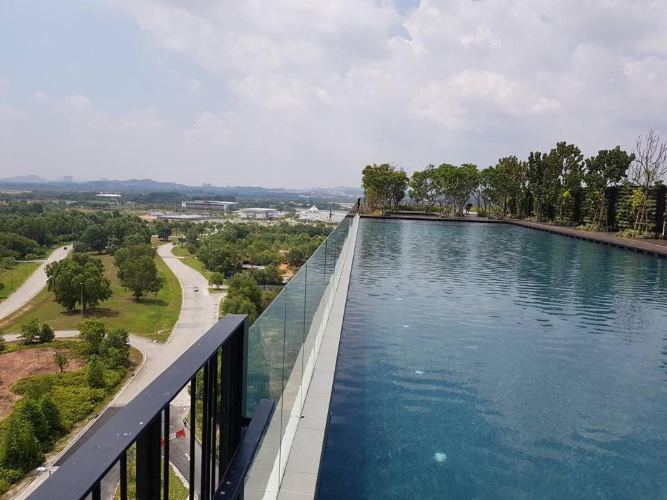 Mycozysoho With Excellent Swimming Pool View Apartment Cyberjaya Exterior foto